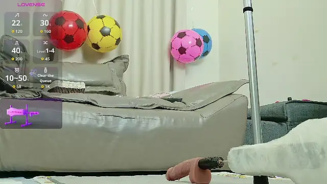 XXX chat uživo modela fox-yiyi