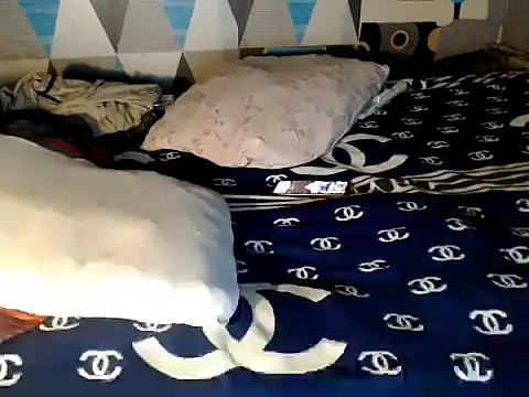 Trish_CurveCock's Live XXX Chat