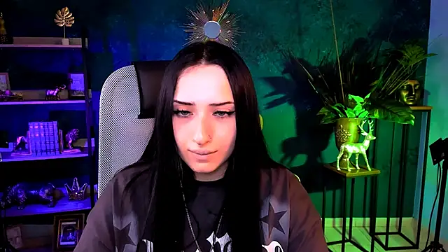 MonicaLowes' Live XXX Chat