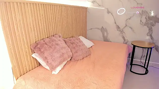 צ'אט XXX בשידור חי של Fyre_divine