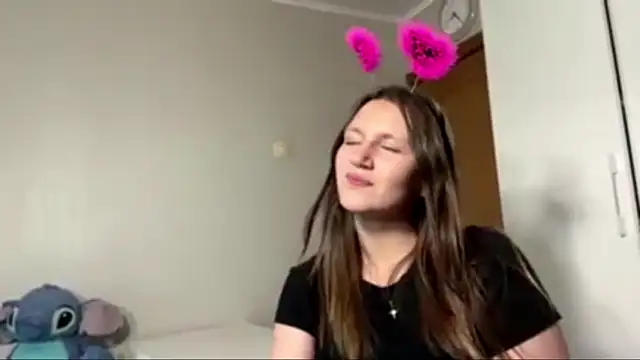 צ'אט XXX בשידור חי של BreeEvett