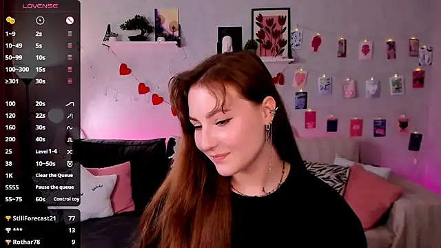 צ'אט XXX בשידור חי של velvet_cherry_