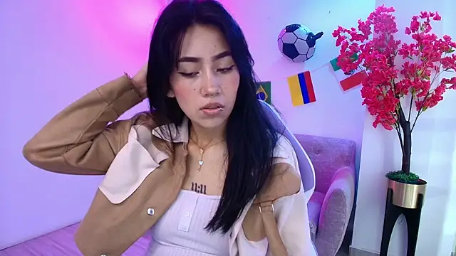 Živý XXX chat Rainy_doll