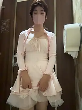 gougou13 – Live XXX-chat
