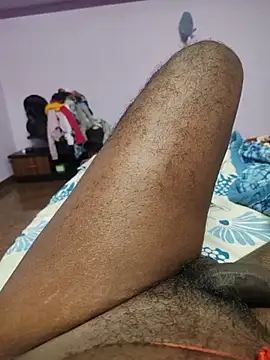 Paramkeerthi 现场XXX聊天