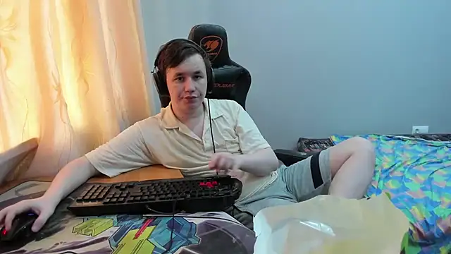 iliaskrislove XXX чат на живо
