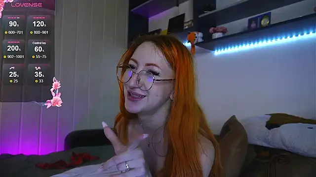 DaddysLittleSlutfox XXX чат на живо