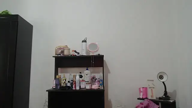 צ'אט XXX בשי דור חי של nathaly_jones_