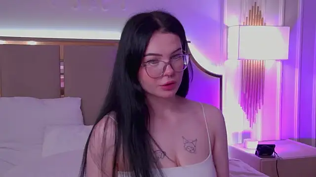 CindyMil Chat XXX in diretta