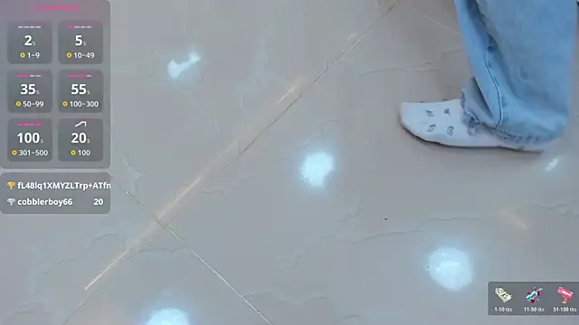 צ'אט XXX בשידור חי של adams_bobby