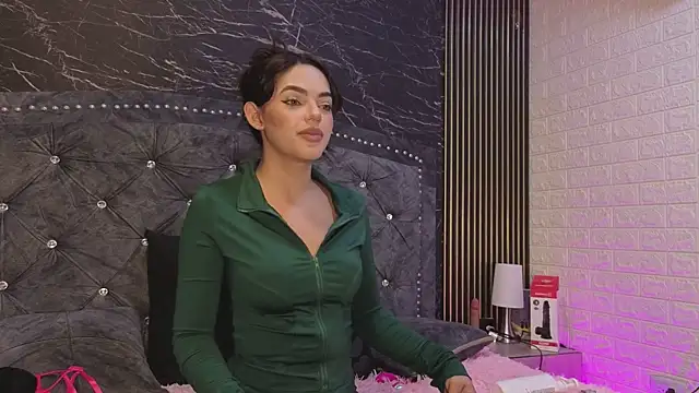 AlexandraNoxx Chat XXX in diretta