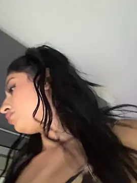 Mia_spicyy's Live XXX Chat