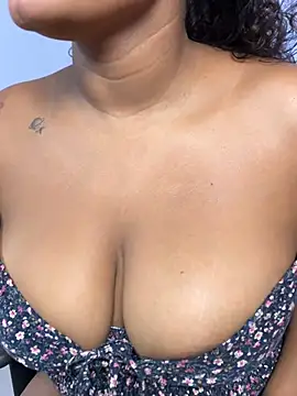 Czat XXX na żywo – aleja_montiel__