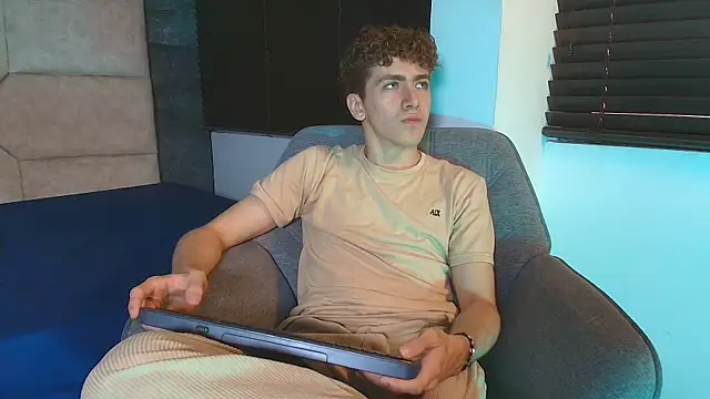 Tyler_Mcrey's Live XXX Chat