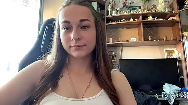 צ'אט XXX בשידור חי של TaIliedGuest