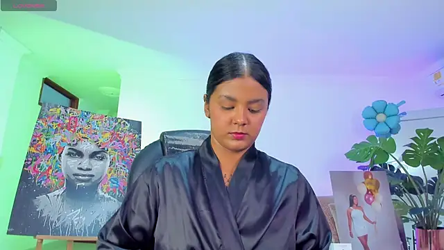 צ'אט XXX בשידור חי של JANYLOVE__