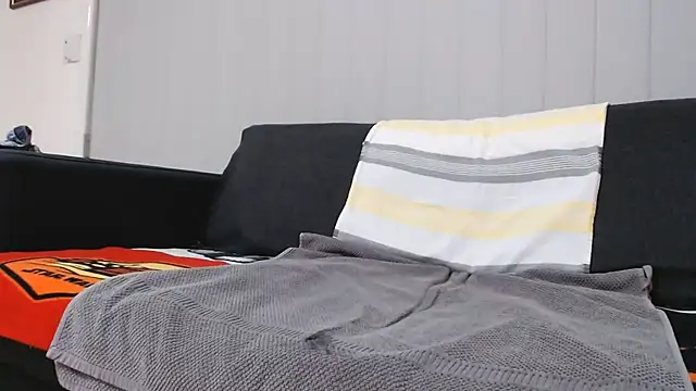 צ'אט XXX בשידור חי של lilchristian@xh