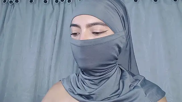jade_nassar's Live XXX Chat