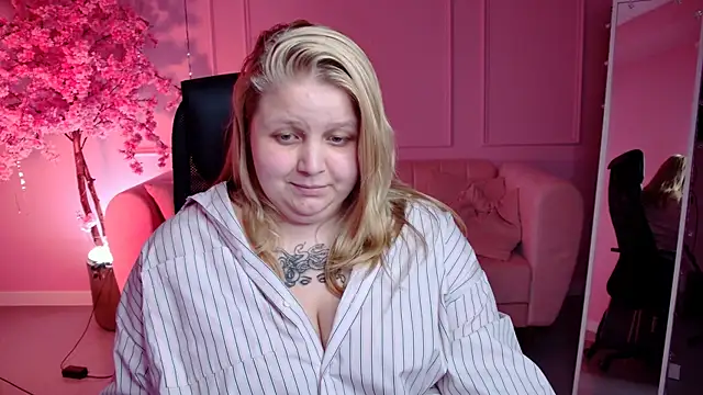 SladaDell live XXX chat