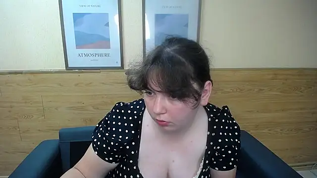 Chat XXX ao vivo de NeonilaLisova