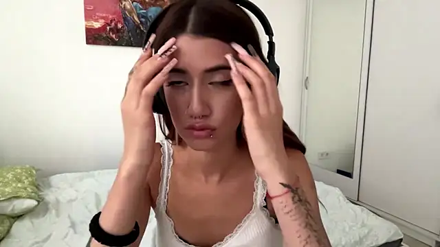 JuliaPierce live XXX chat