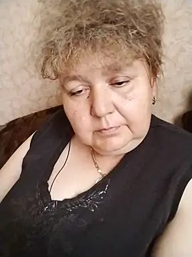 Julia1505n Live XXX chat