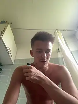 Toyjungee Adlı Modelin Canlı XXX Sohbeti