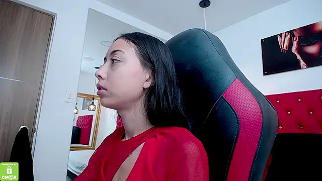 Czat XXX na żywo – NathaliaSweet_11