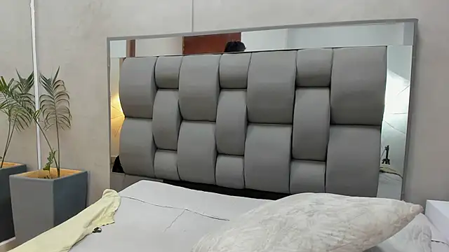 Charlie___Musk Show Webcam