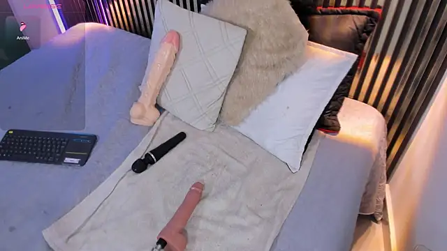 צ'אט XXX בשידור חי של paulys_