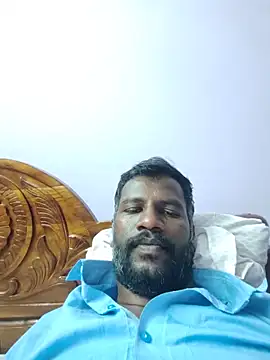 Paramkeerthi – Live XXX-chat