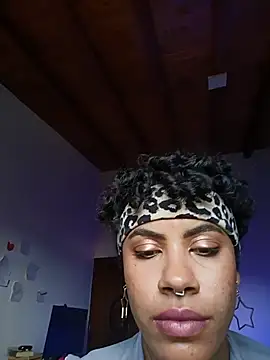 צ'אט XXX בשידור חי של Canela_Osada_