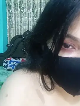 צ'אט XXX בשידור חי של Porimoni22