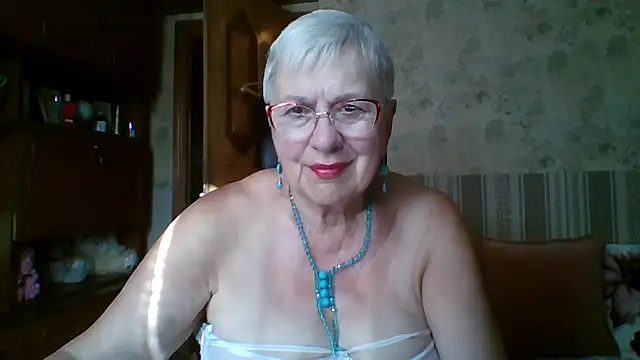 SweetCherry27's Live XXX Chat