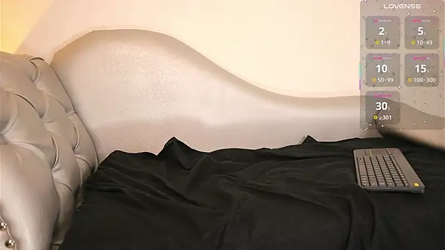 Velvet_Raze Live XXX-Chat