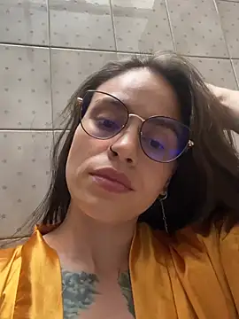 ValeryMontenegro Chat XXX live