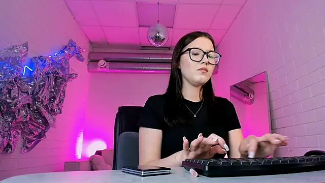 Chat +18 de JennyGibson ao vivo