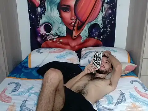Онлайн чат XXX Adrien_polo