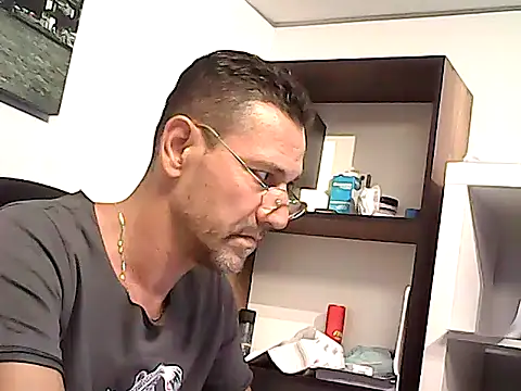 mastercharisma35 লাইভ XXX চ্যাট