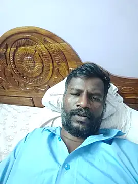 ParamkeerthiのライブXXXチャット