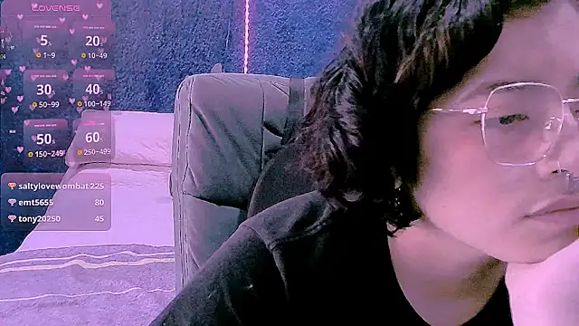 NinaYellow Chat XXX in diretta