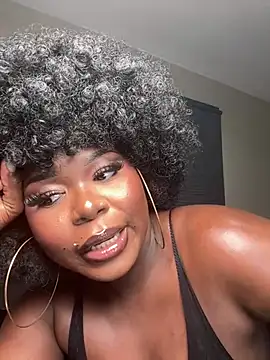 Chat +18 de WomanNextdoor1 ao vivo