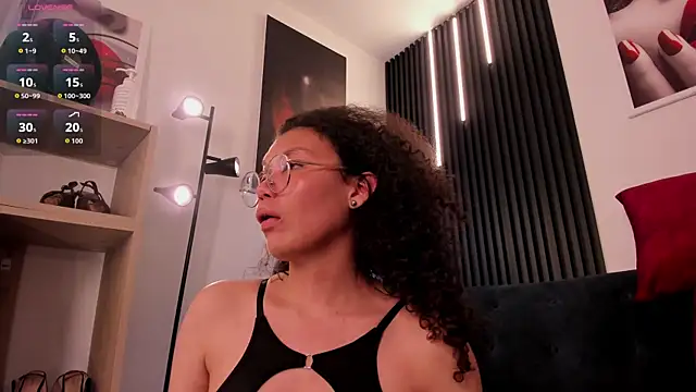 Chat XXX en directo de Luna_jone