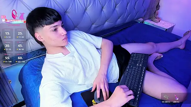SamBlack_ Live XXX Chat