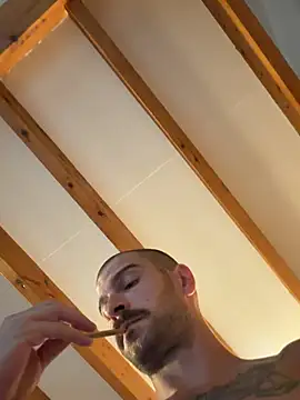 Greyoff 现场XXX聊天