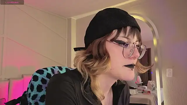Chat XXX en directo de Rossiee_huntt