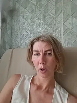 XXX chat uživo modela stellahere8