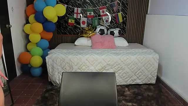 Chat XXX ao vivo de Karla18_