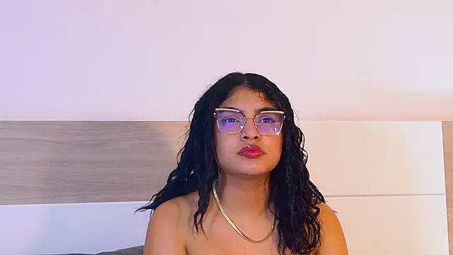 MelodyAlvarez Adlı Modelin Canlı XXX Sohbeti
