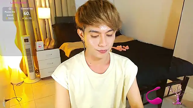WildestTwink live XXX chat